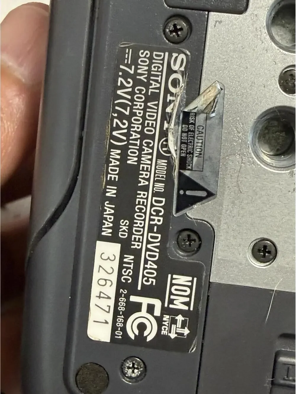 SONY HANDYCAM DCR-DVD405 WIDE LCD 3.0MP DVD CAMCORDER ( Untested ) No Power Cord